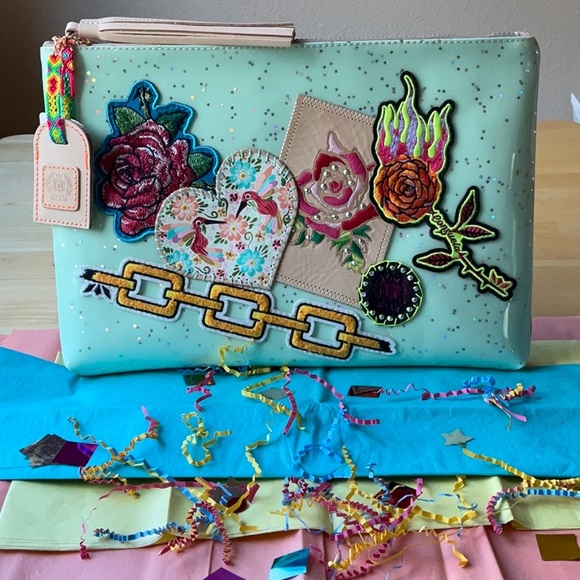 💐 CONSUELA MINTY LIMITED EDTION POUCH 💐 NWT 💐 - Picture 2 of 16